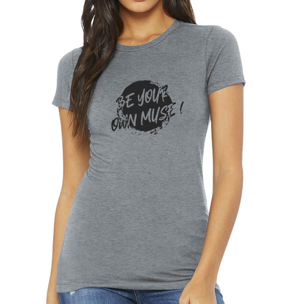 YOUR OWN MUSE WOMENS HEATHER GREY GRAPHIC TEE WOMAN WEARING TEE