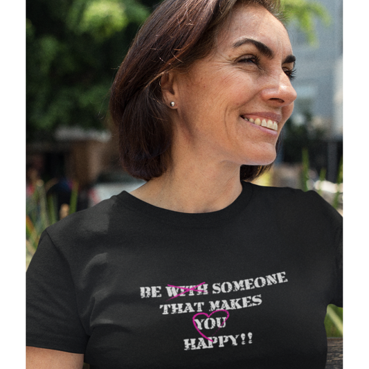 MAKE YOU HAPPY WOMENS BLACK GRAPHIC TEE WOMAN SMILING